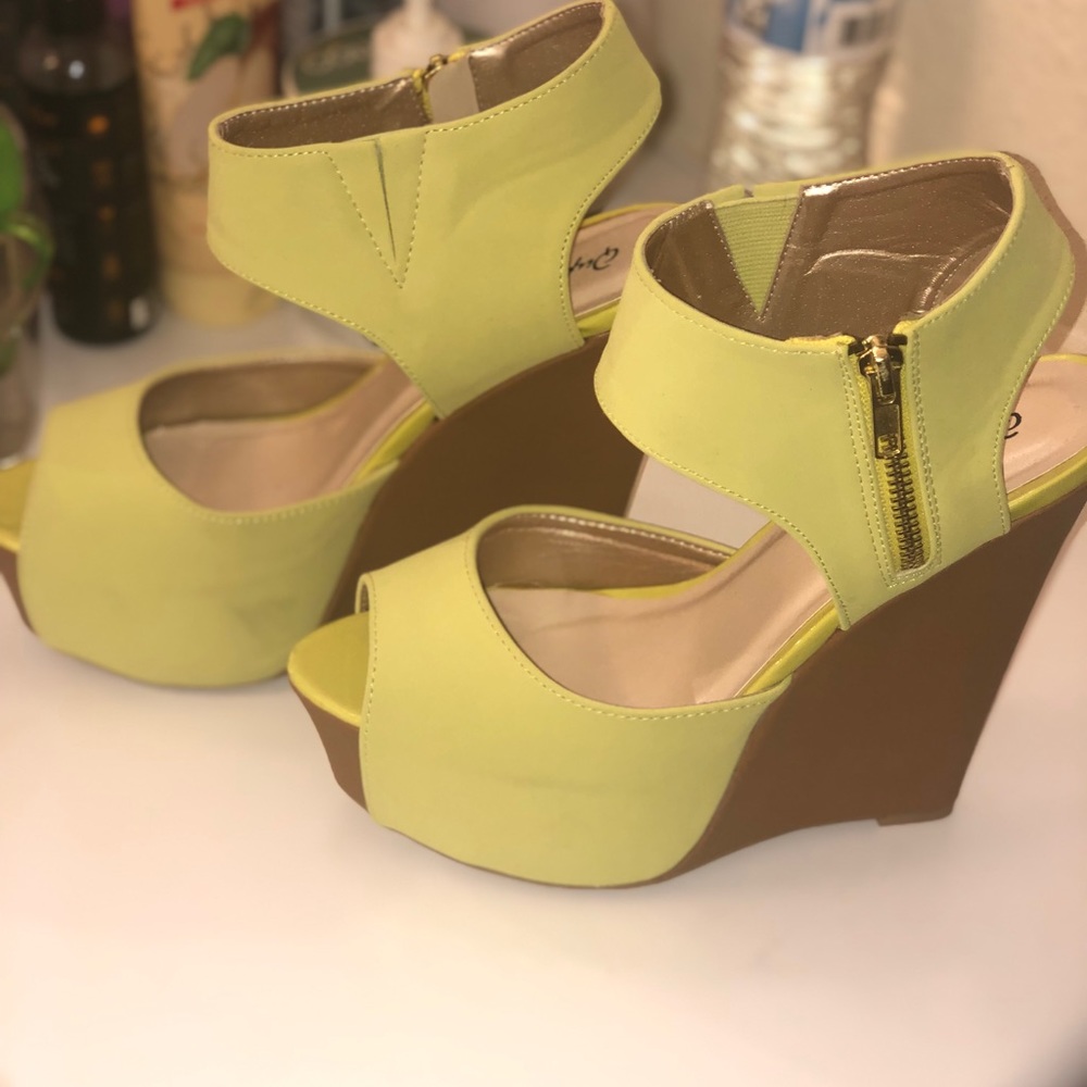 Beauties for a Beauty….
